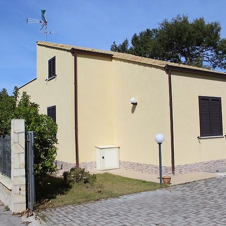 Casa Vacanze Roccella Beach Campofelice Di Roccella Exterior foto